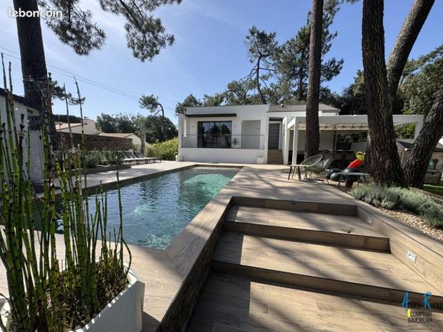 Villa 8 pièces 180 m²