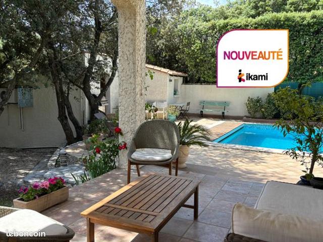 Villa 8 pièces 182 m²