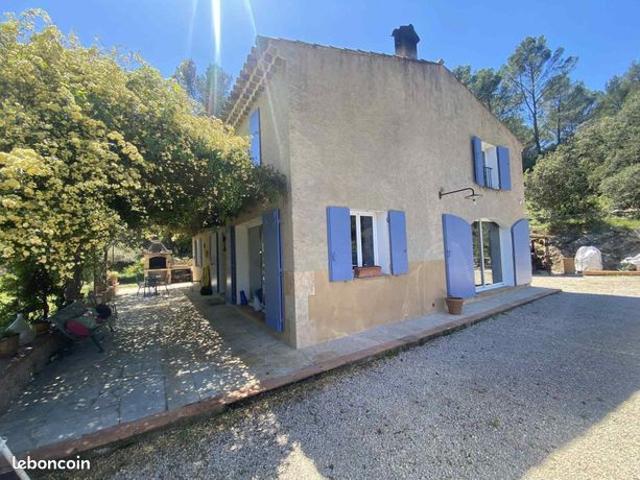 Villa 8 pièces 182 m²