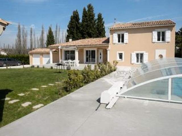 Villa 8 pièces 182 m²