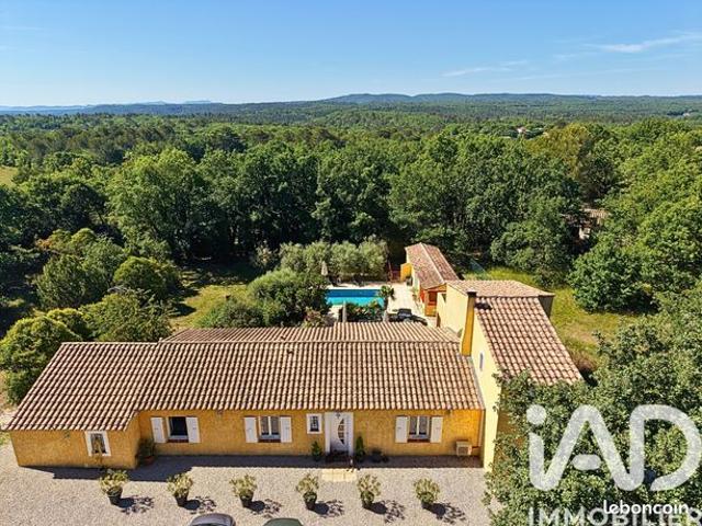 Villa 8 pièces 183 m²