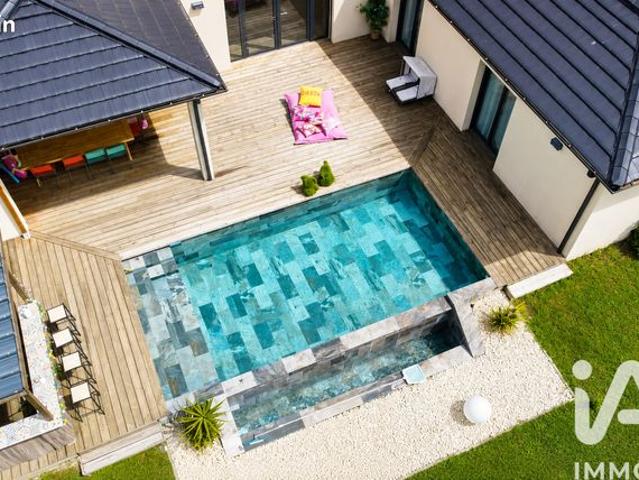 Villa 8 pièces 183 m²