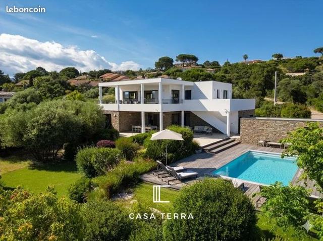 Villa 8 pièces 185 m²