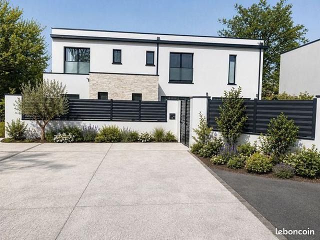 Villa 8 pièces 185 m²