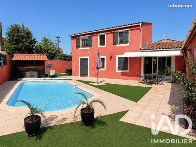 Villa 8 pièces 186 m²