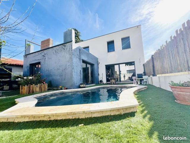 Villa 8 pièces 188 m²