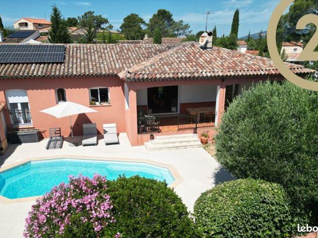 Villa 8 pièces 190 m²