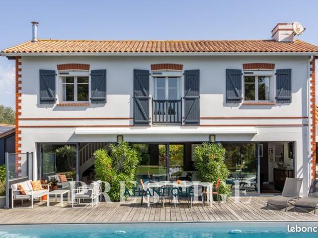 Villa 8 pièces 191 m²