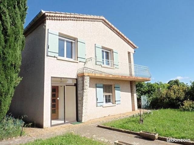 Villa 8 pièces 192 m²