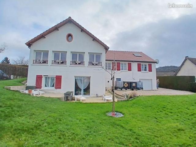Villa 8 pièces 193 m²