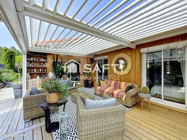 Villa 8 pièces 193 m²