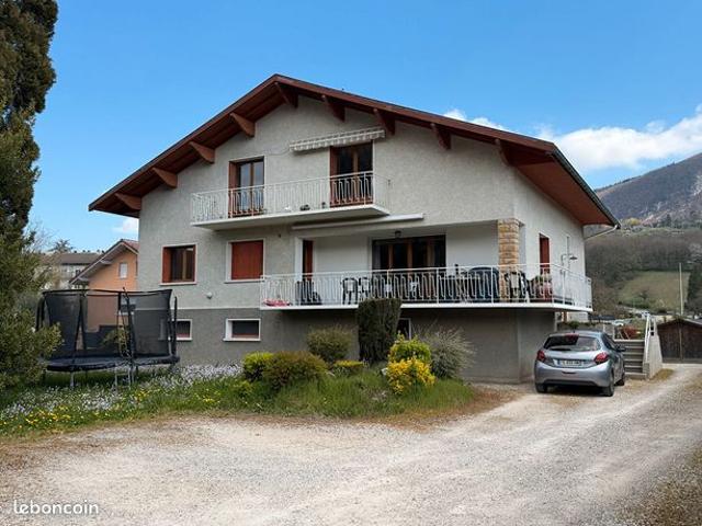 Villa 8 pièces 195 m²