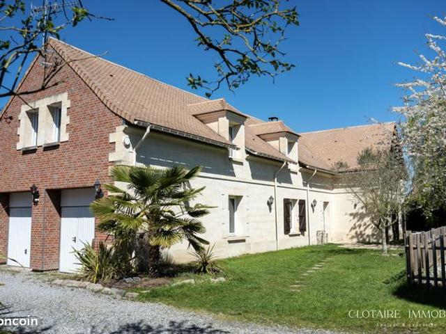 Villa 8 pièces 196 m²