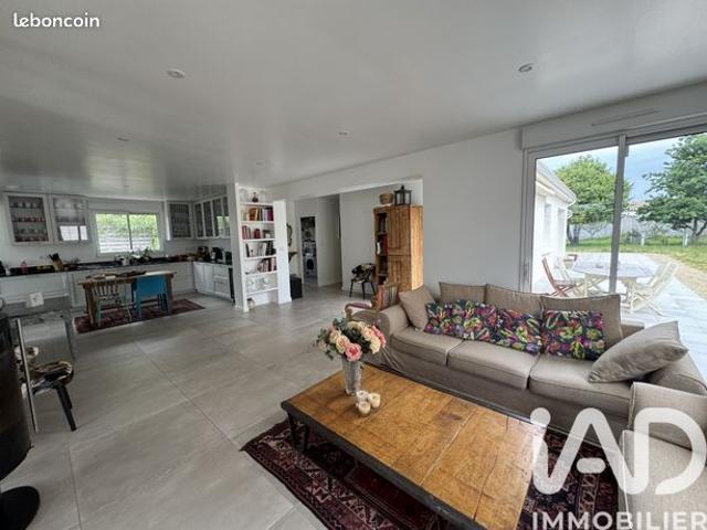 Villa 8 pièces 197 m²
