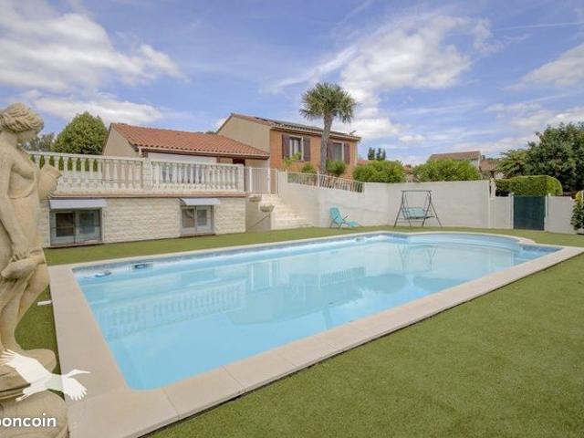 Villa 8 pièces 198 m²