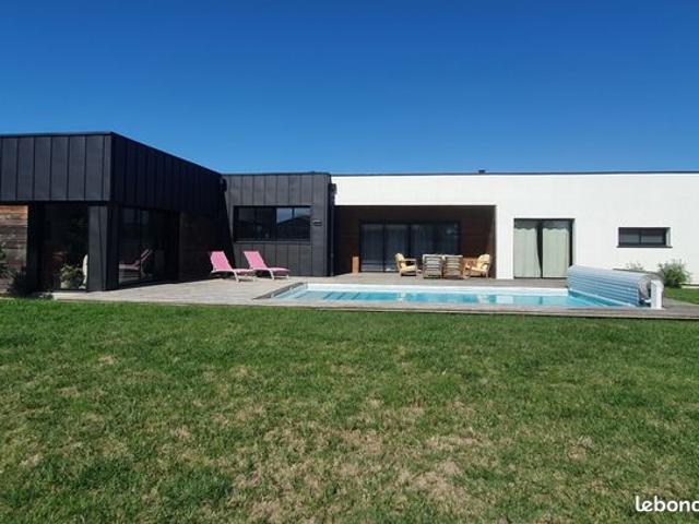 Villa 8 pièces 200 m²