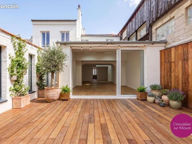 Villa 8 pièces 200 m²
