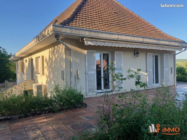 Villa 8 pièces 200 m²