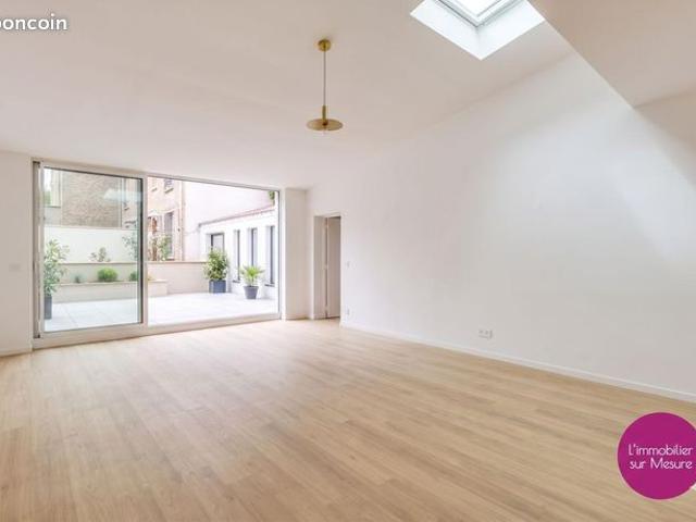 Villa 8 pièces 200 m²