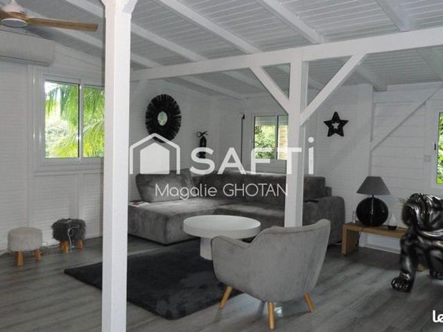 Villa 8 pièces 202 m²