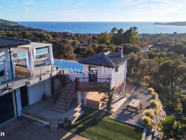 Villa 8 pièces 202 m²