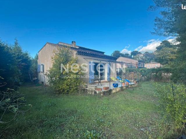 Villa 8 pièces 207 m²