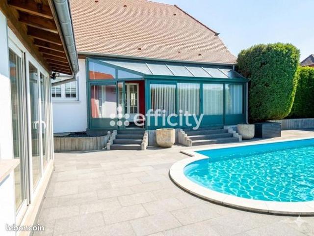 Villa 8 pièces 209 m²