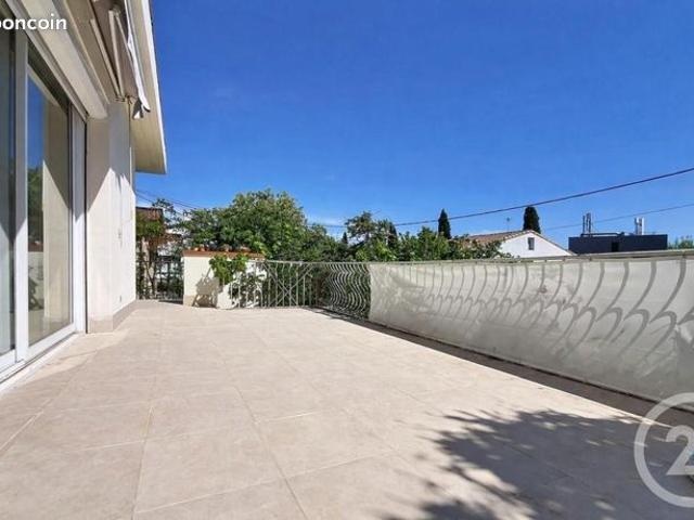 Villa 8 pièces 212 m²