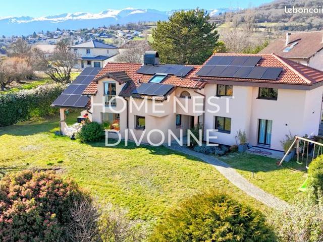 Villa 8 pièces 212 m²
