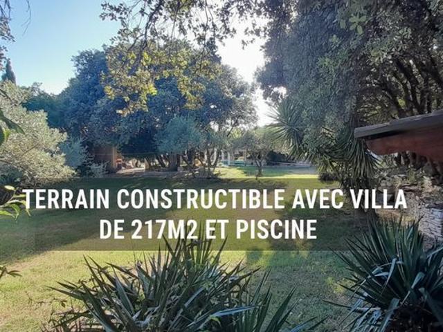 Villa 8 pièces 217 m²