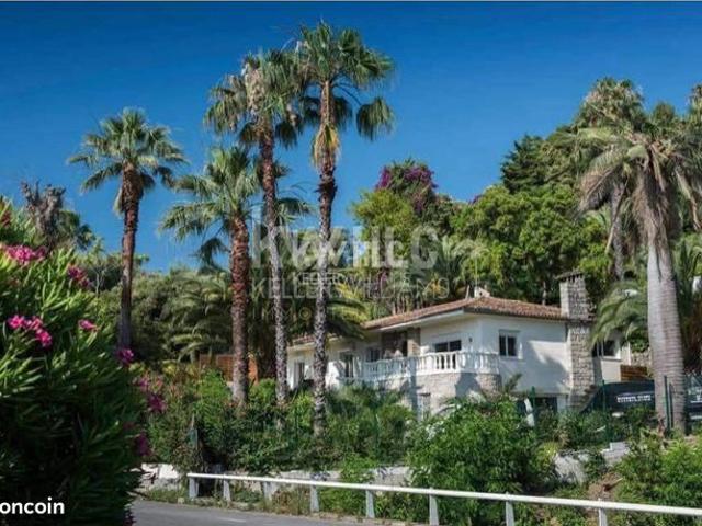 Villa 8 pièces 224 m²