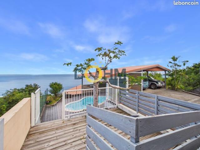 Villa 8 pièces 234 m²