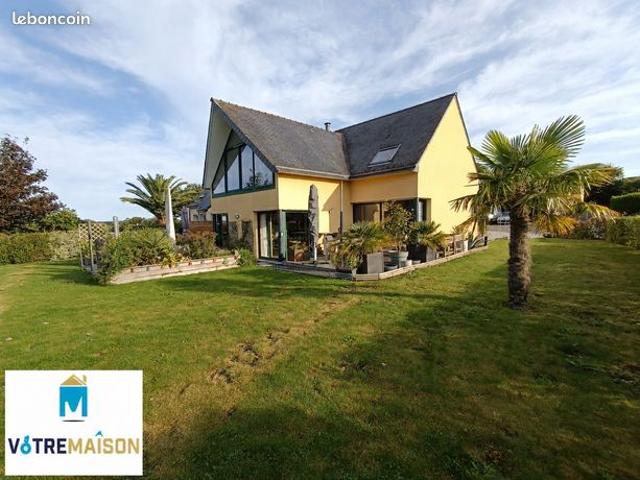 Villa 8 pièces 242 m²
