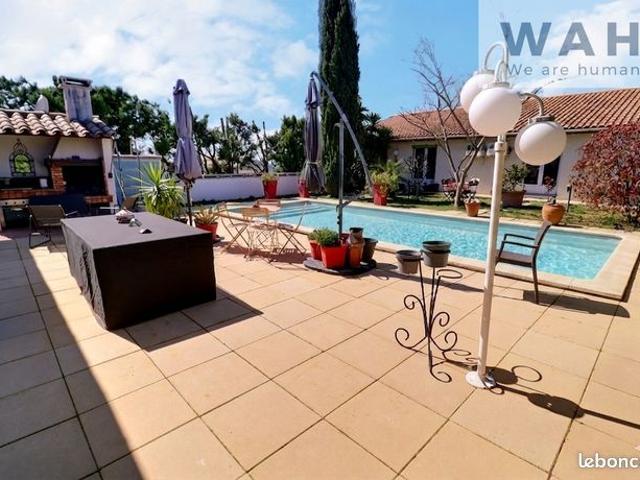 Villa 8 pièces 245 m²