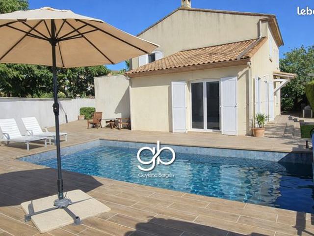 Villa 8 pièces 248 m²
