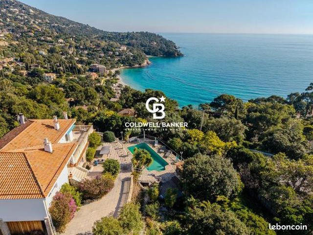 Villa 8 pièces 255 m²