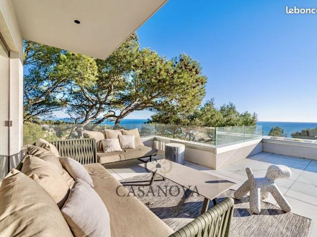 Villa 8 pièces 280 m²