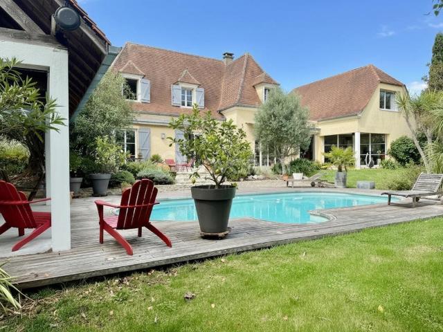 Villa 8 pièces 262m² Pau