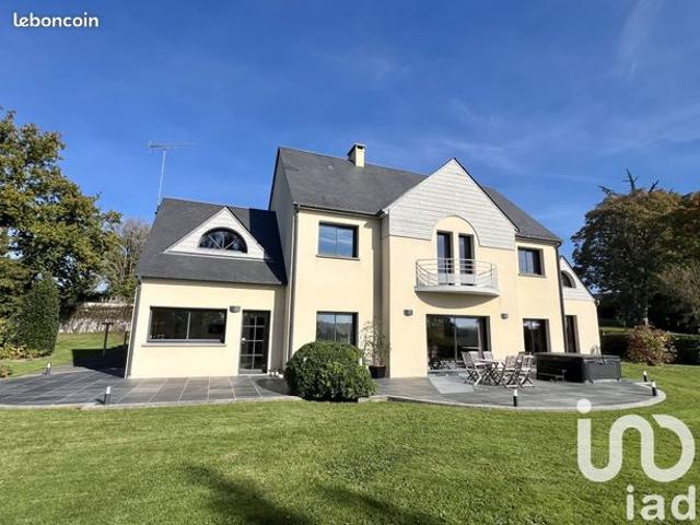 Propriété 8 pièces 296 m²