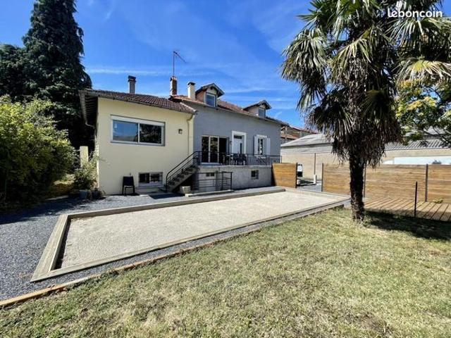 Villa 8 pièces 298 m²
