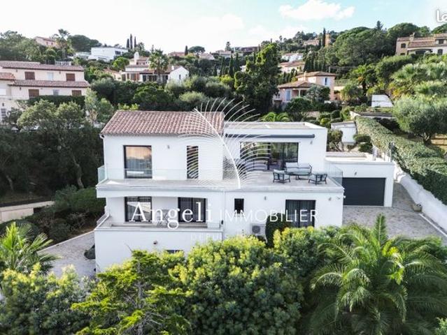 Villa 8 pièces 310 m²