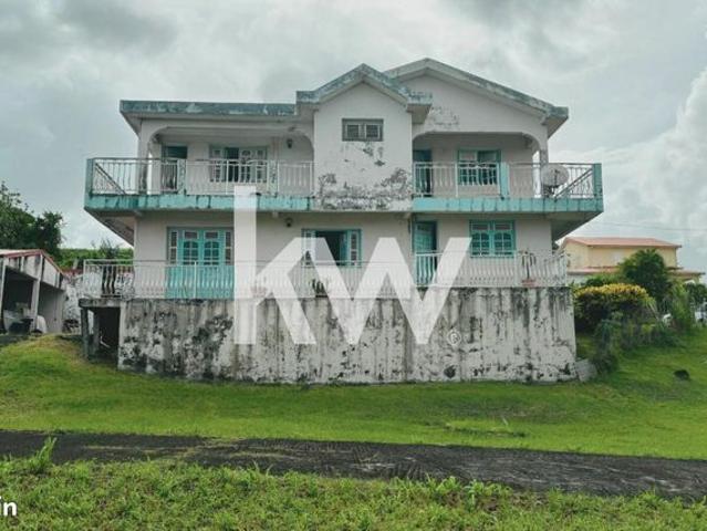 Villa 8 pièces 380 m²