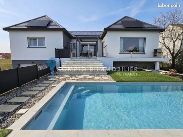 Villa 8 pièces 396 m²