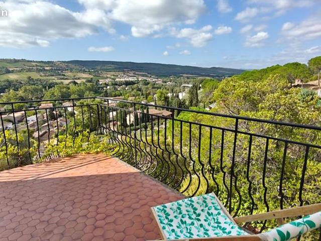 Villa 9 pièces 143 m²