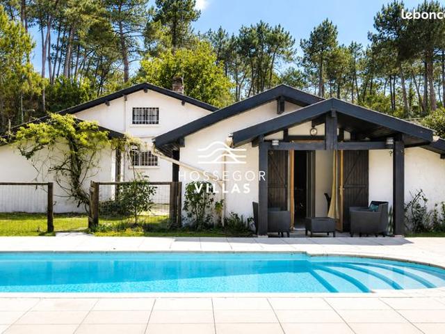 Villa 9 pièces 151 m²