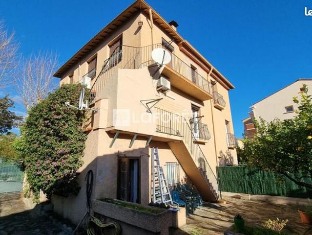 Villa 9 pièces 160 m²