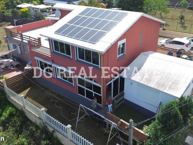 Villa 9 pièces 170 m²