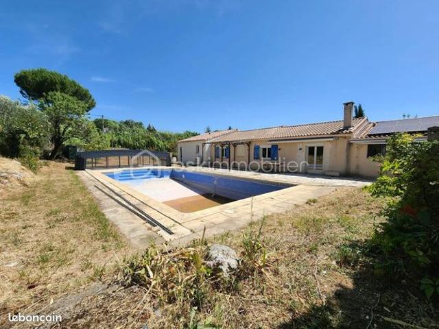 Villa 9 pièces 172 m²