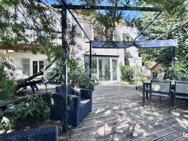 Villa 9 pièces 179 m²