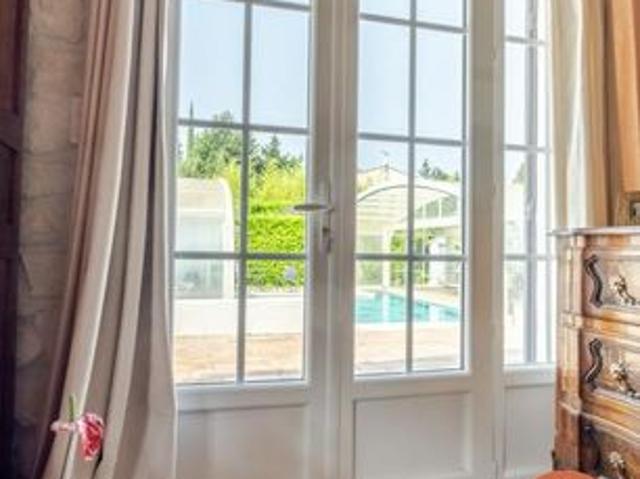 Villa 9 pièces 181 m²